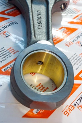 4083569 Шатун в сборе ROD ENGINE CONNECTING Cummins M11, QSM11, L10 Взаимозаменяемые номера: 3027107, 3820302, 3073522, 3899450